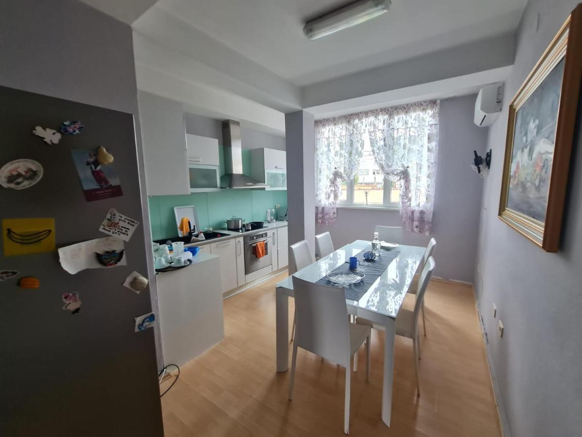 Et Apartaments Tirana Exterior photo