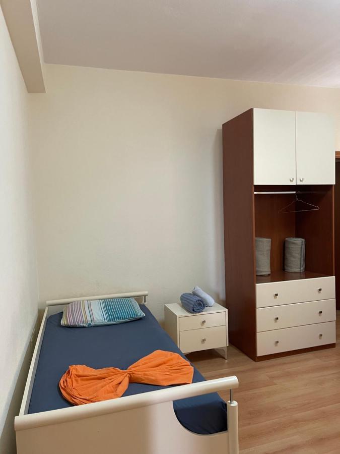 Et Apartaments Tirana Exterior photo