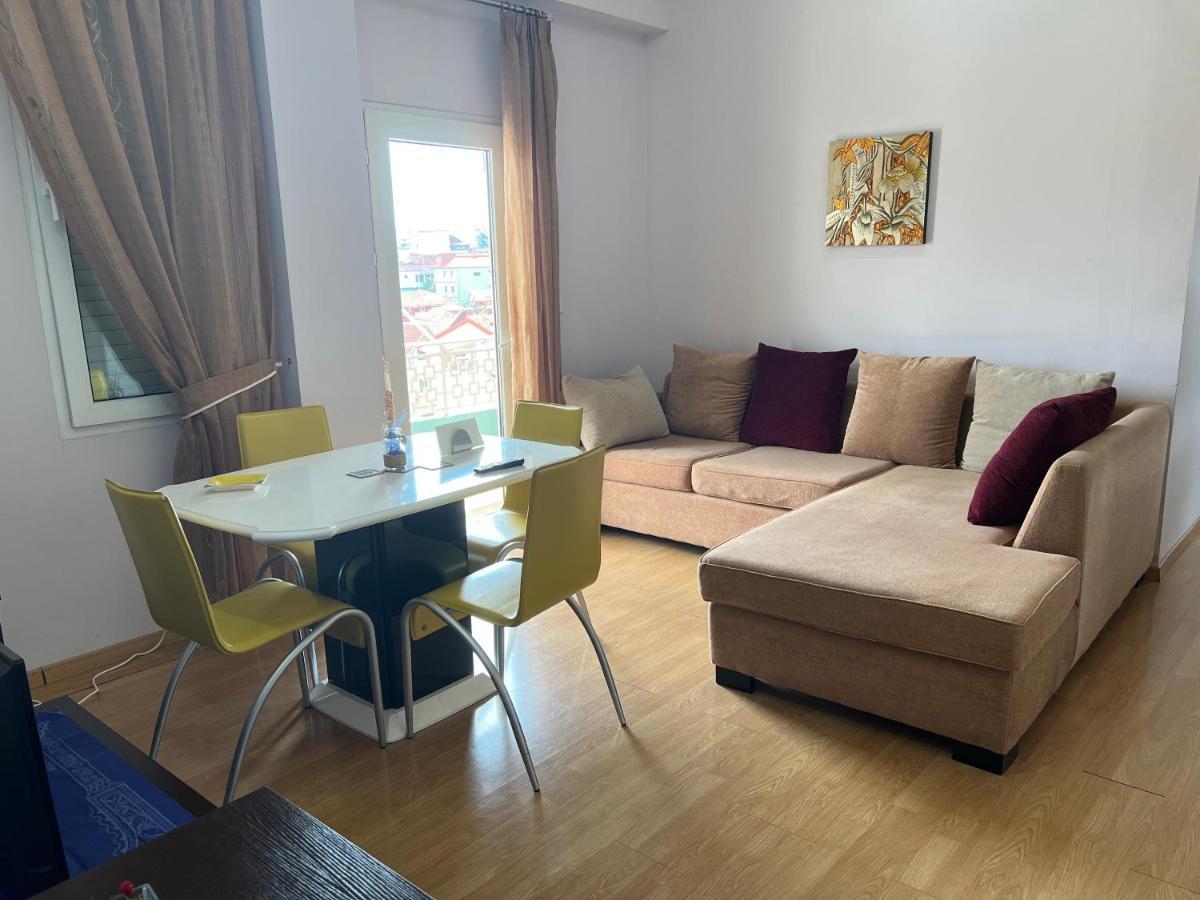 Et Apartaments Tirana Exterior photo